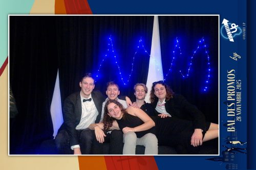 dtb2936650 C626910-FB BD378814 159 collage