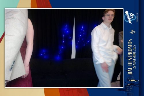 dtb2936650 C626910-FB BD378814 200 collage