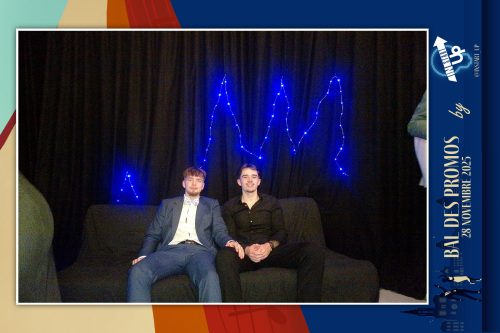 dtb2936650 C626910-FB BD378814 272 collage