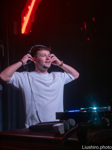 Liushiro.photo-1500253