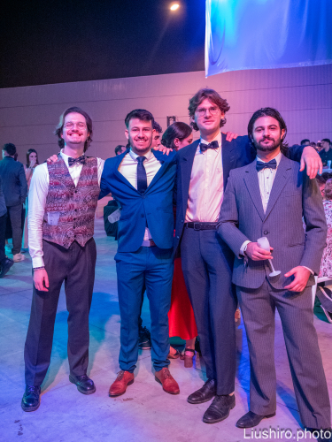 Liushiro.photo-1500328