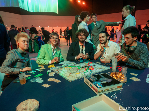 Liushiro.photo-1500375