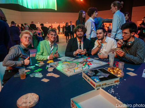 Liushiro.photo-1500376